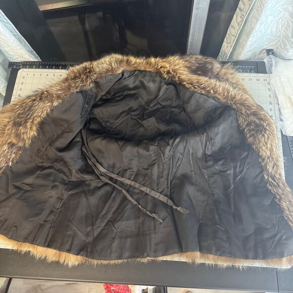 Vintage Petite Raccoon Fur Coat XS Cutter Jacket Real Fur Distressed - Picture 3 of 16